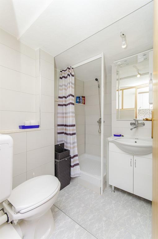Apartment Antonio Bogomolje Bagian luar foto
